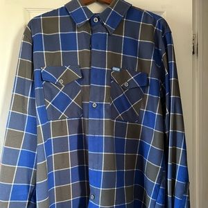 Dixxon Men’s plaid button up shirt XL